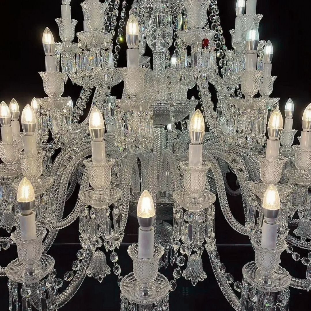 Chandelier Arch (36L)